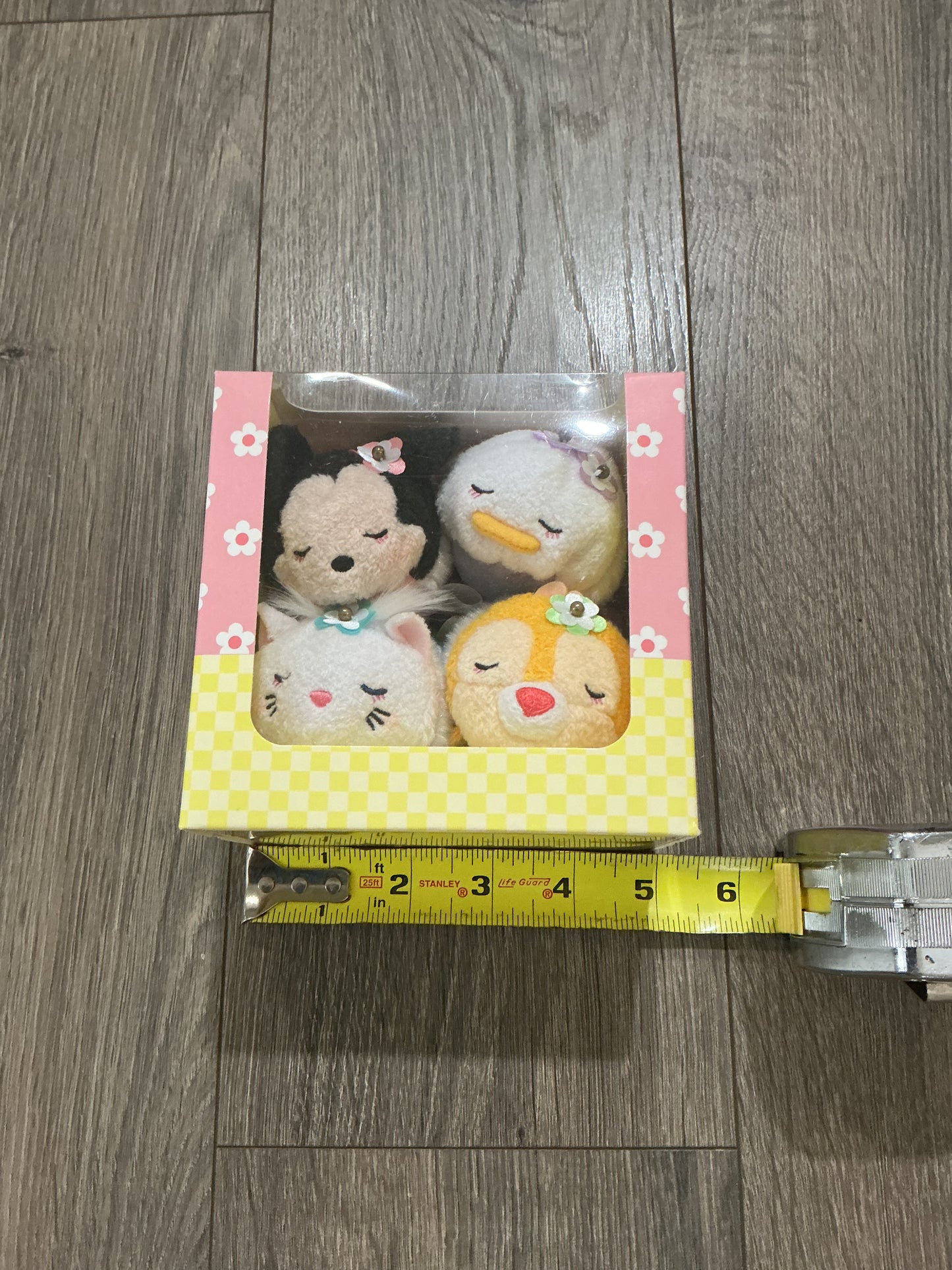 Disney Tsum Tsum, Tokyo 4 piece minnie Daisy, Marie Clarice Japanese authentic new with box 