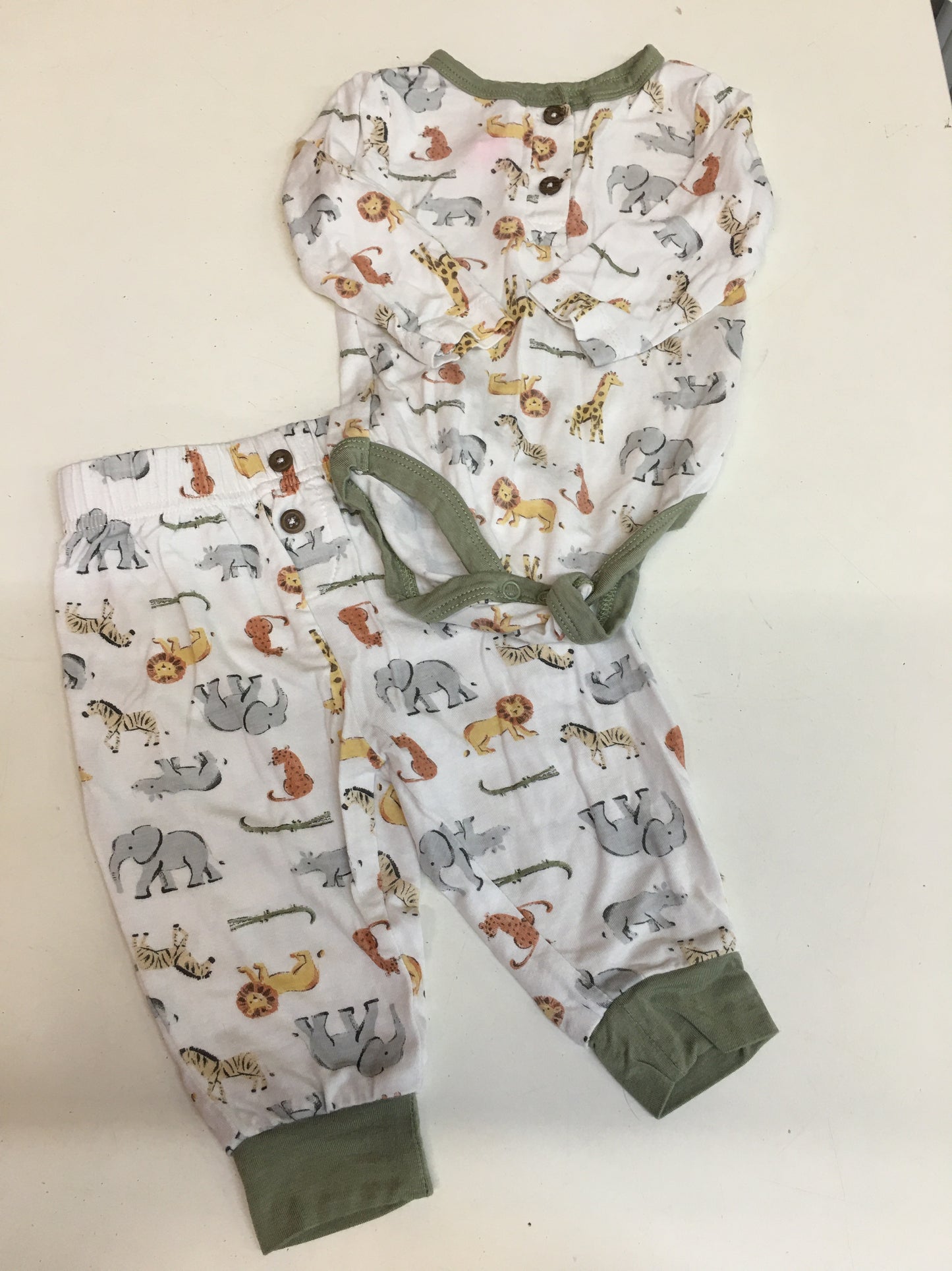 Milk Berry 2-Piece Long Sleeve Set, 0-3M