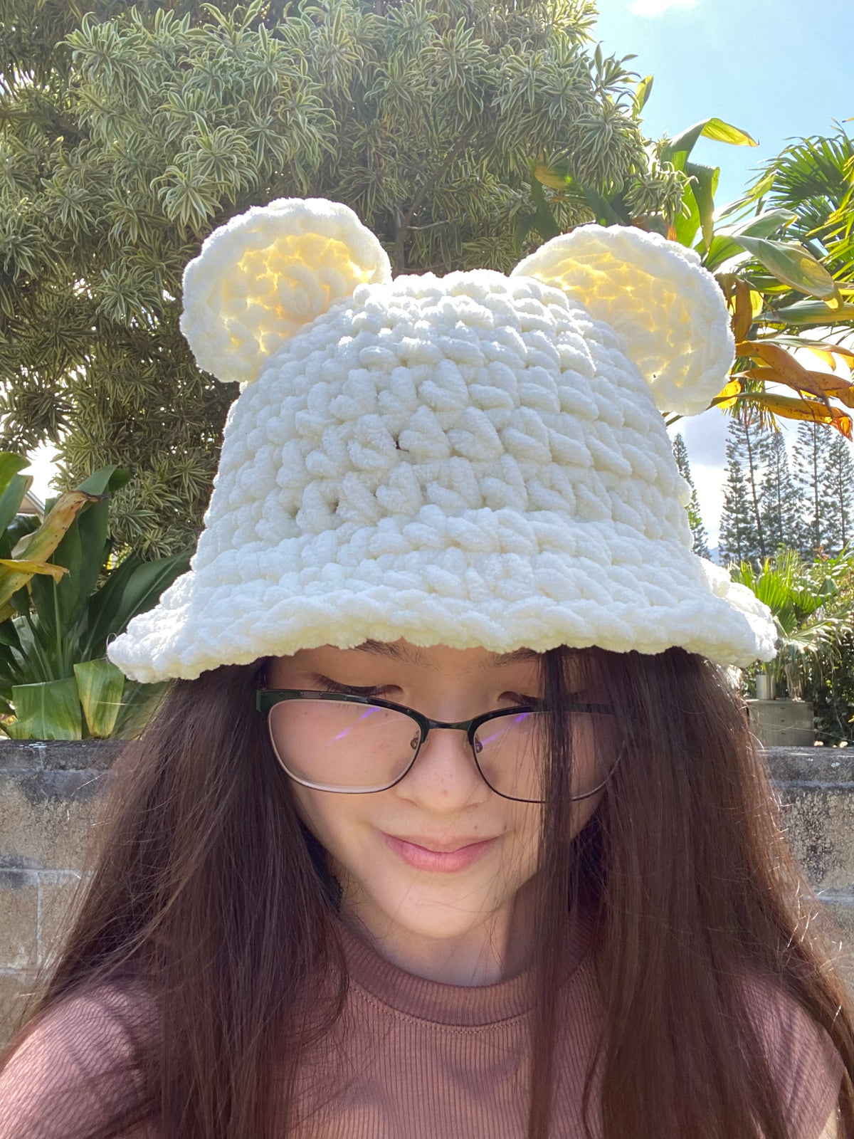 Crochet Bucket Hat, Cream Bear