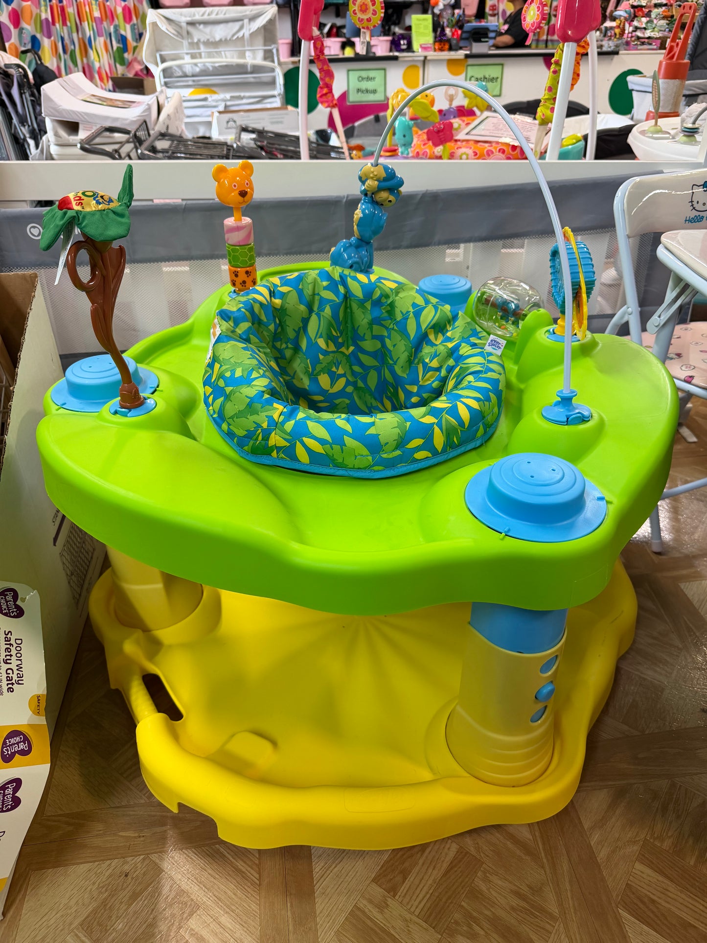 Evenflo Exersaucer, Animals