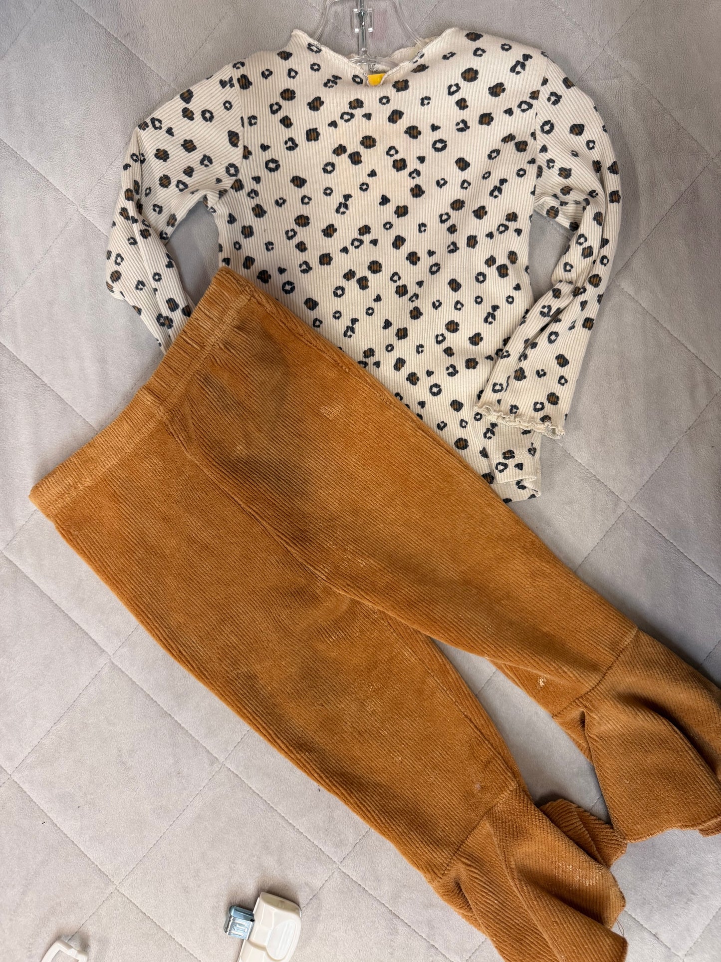 Carter’s 2 Piece Set, 18M