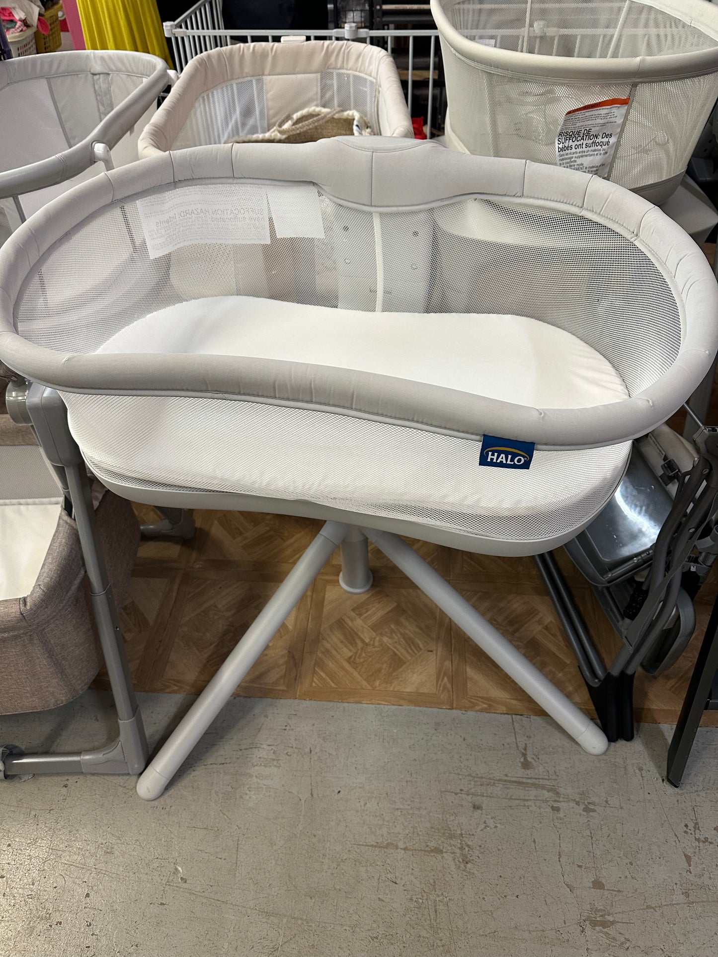 Halo BassiNest 3.0 Bassinet