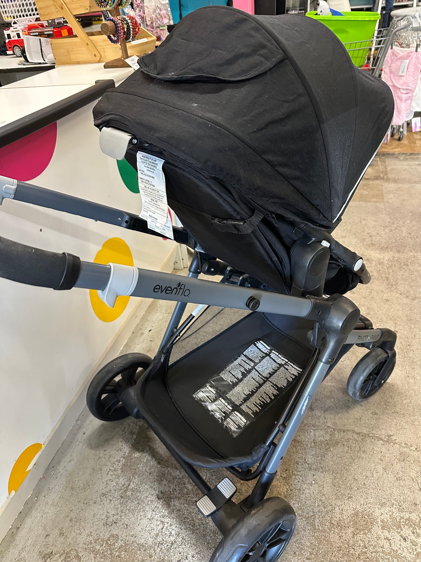 Evenflo Pivot XPand Single Stroller