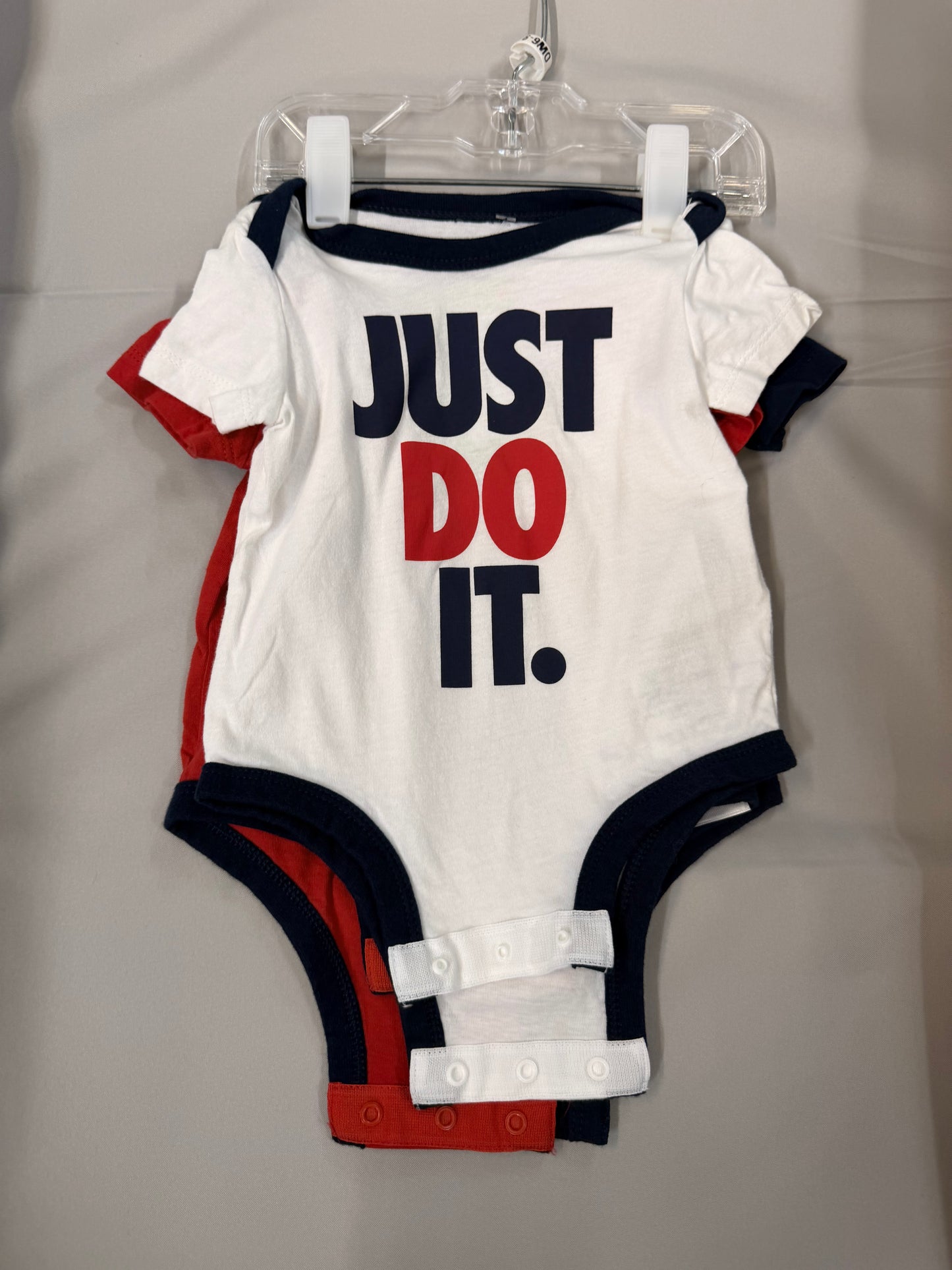 Nike 3 Piece Onesie Set, 6-9M