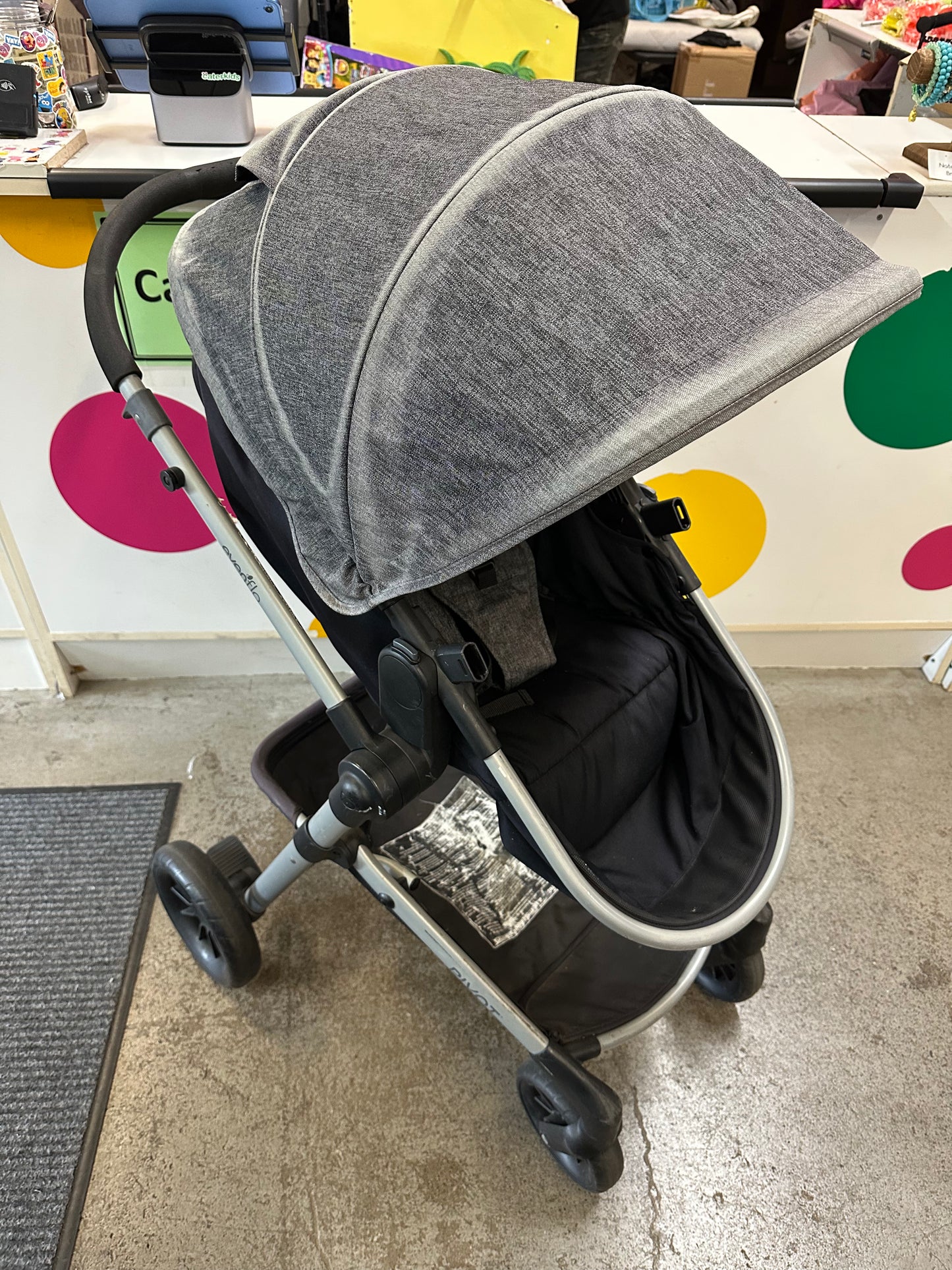 Evenflo Pivot Stroller
