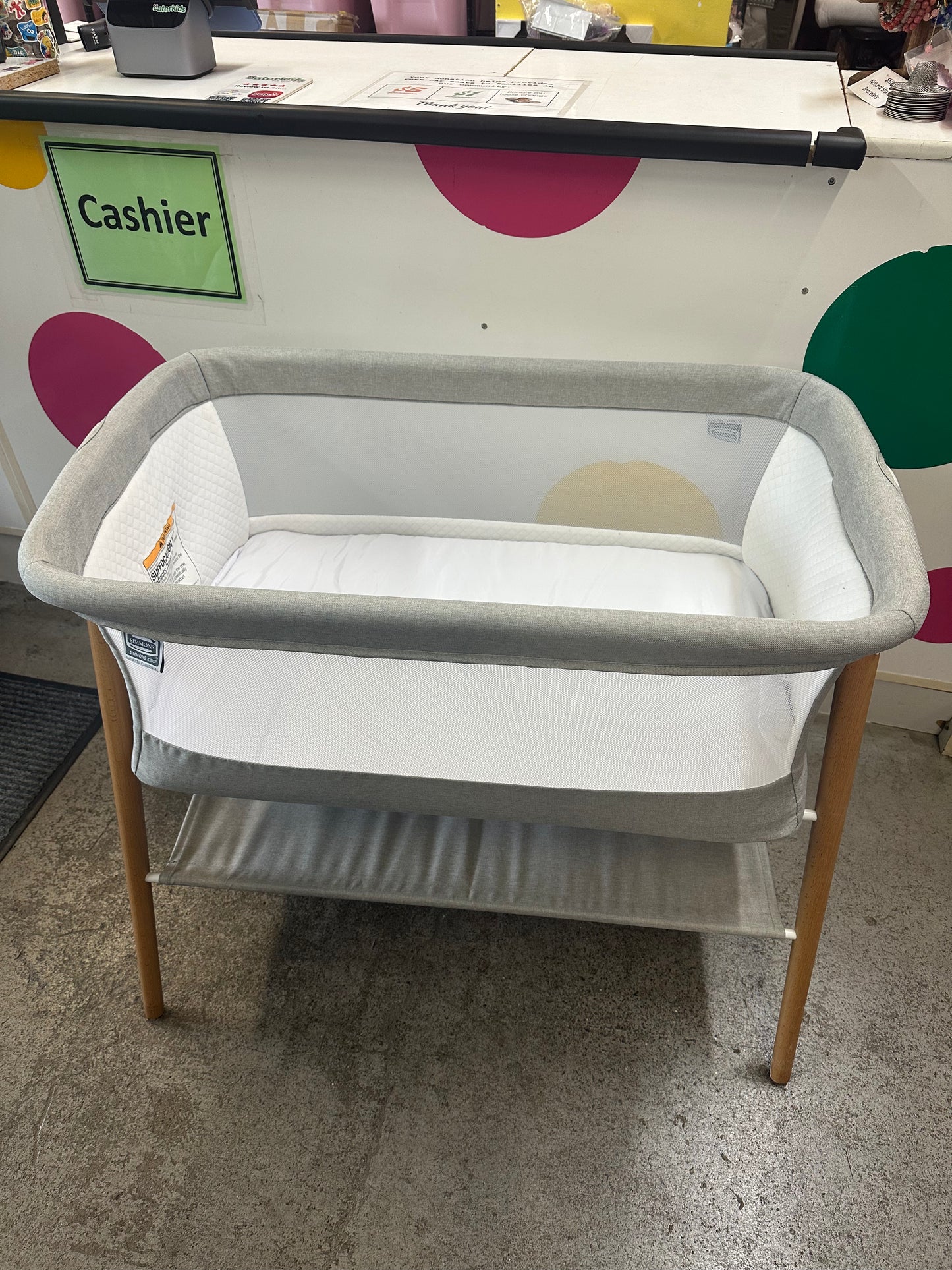 Simmons Bassinet