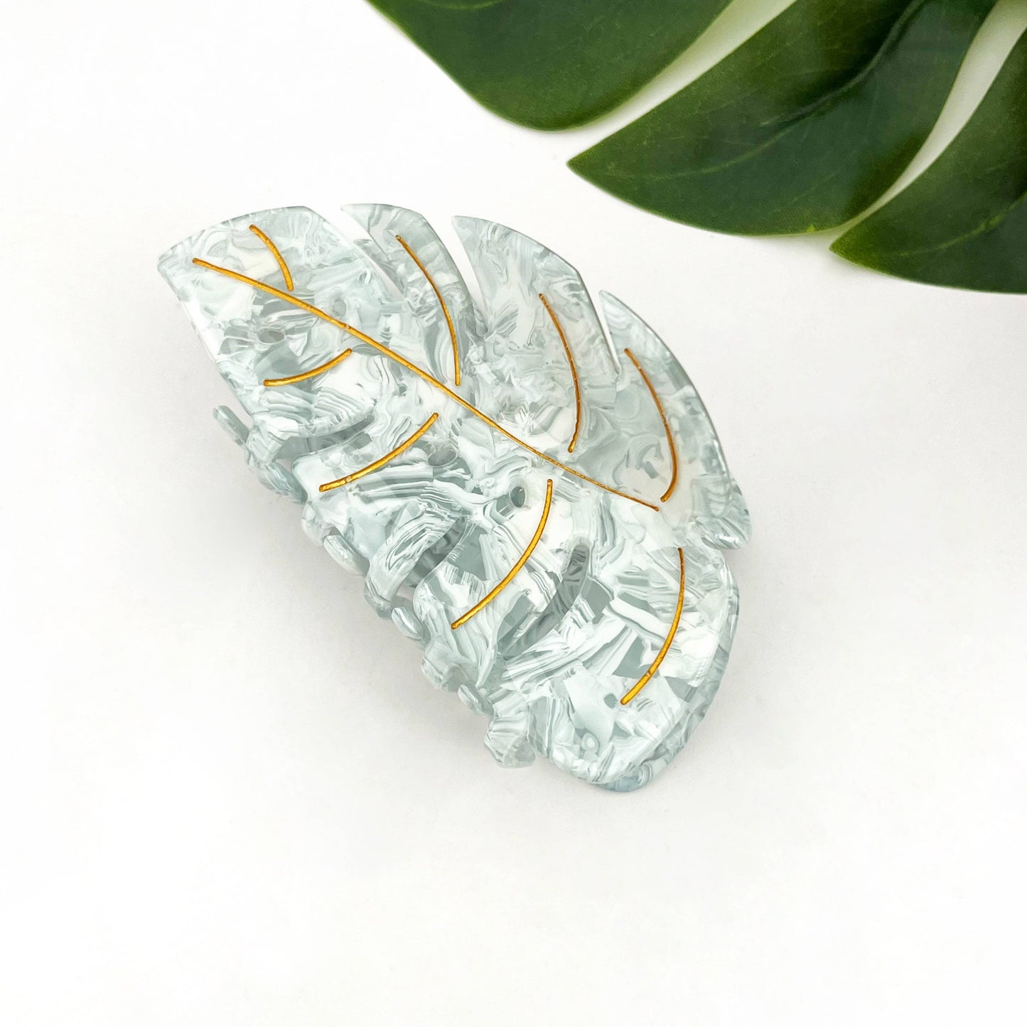 Monstera Claw Clip, White