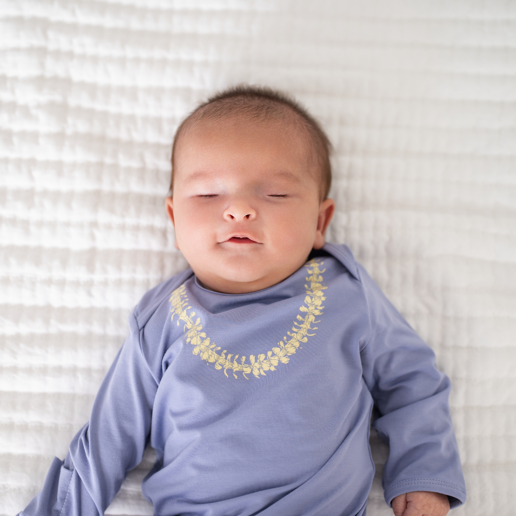 Lei Pua Kenikeni Bamboo Layette Gown: 3-6M