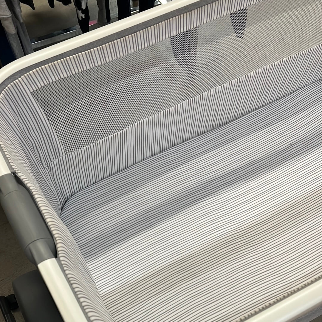 ComfyBumpy Bassinet