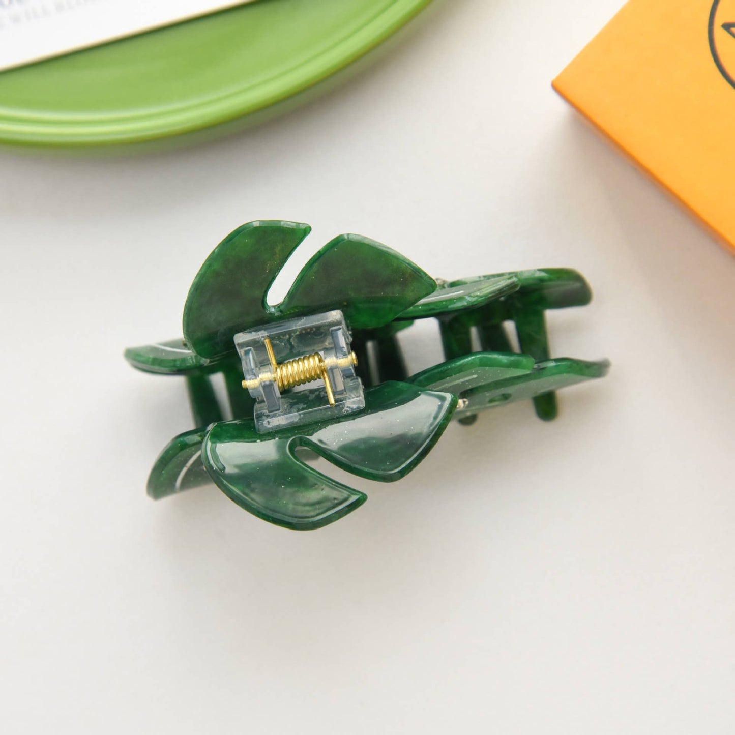 Monstera with Rhinestones Claw Clip, Green