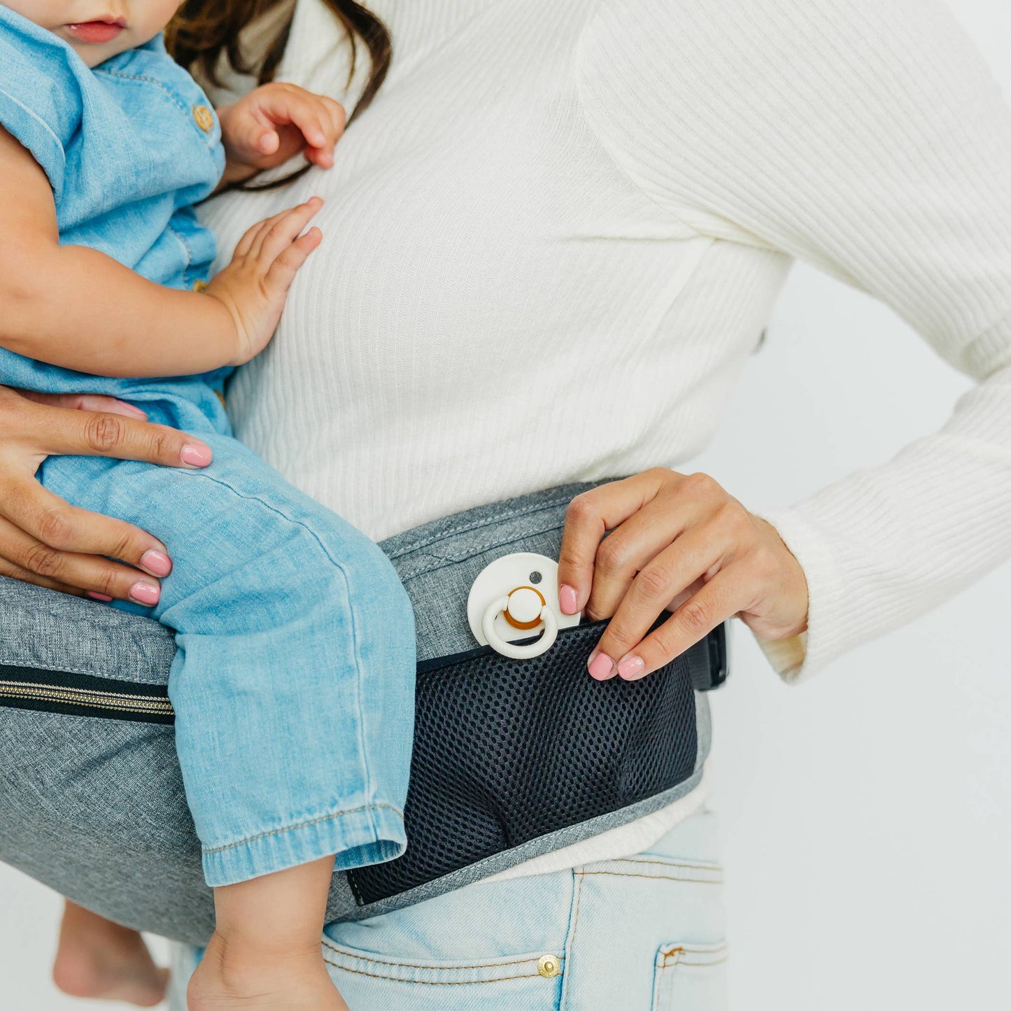 Moby Hip Seat Heather Grey