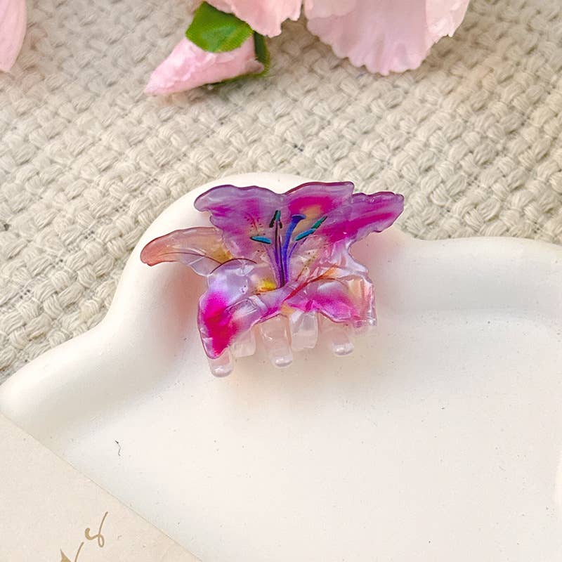 Bauhinia - Inspired Acetate Flower Hair Clips for Summer: Champagne