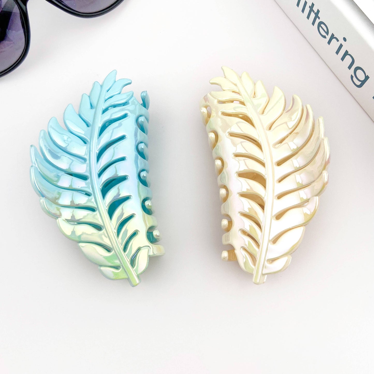 Candy Color Gradient Leaf Hair Clip: PinkPurple