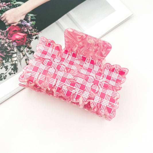 Palaka Quilt Double Hair Claw Clip: Pink
