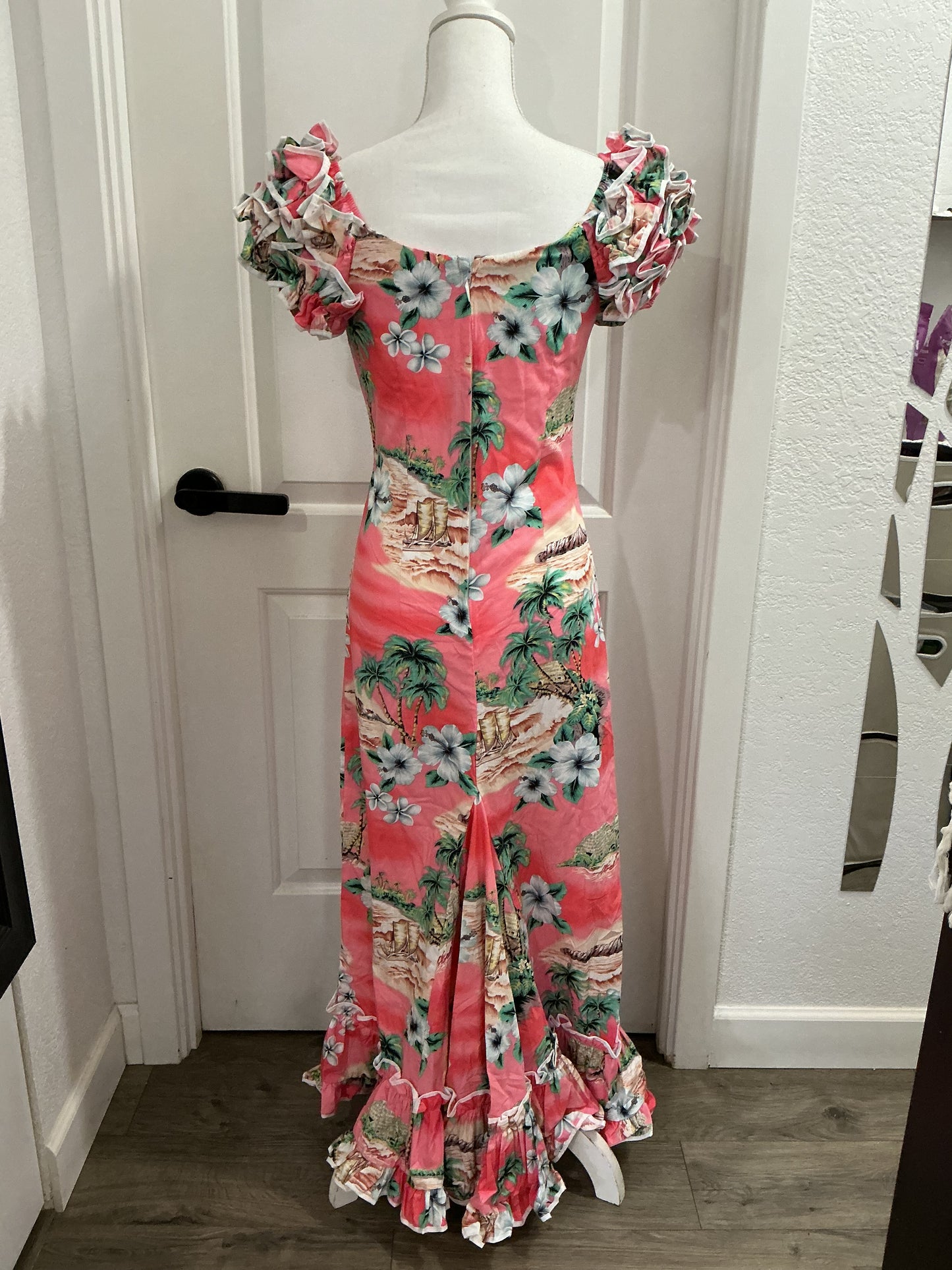 NWOT KY‘S Hawaii Vintage Hawaiian Ruffle Dress, XXL