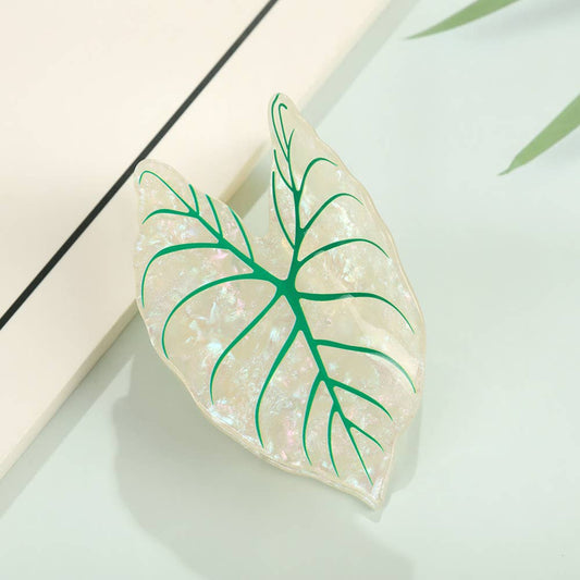 White Kalo Claw Clip