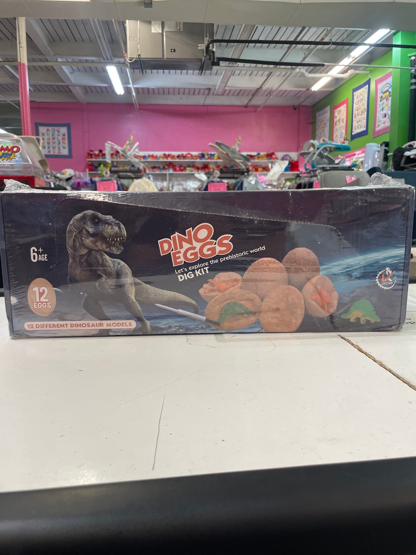 New Ukenn Dinosaur Egg Dig Kit