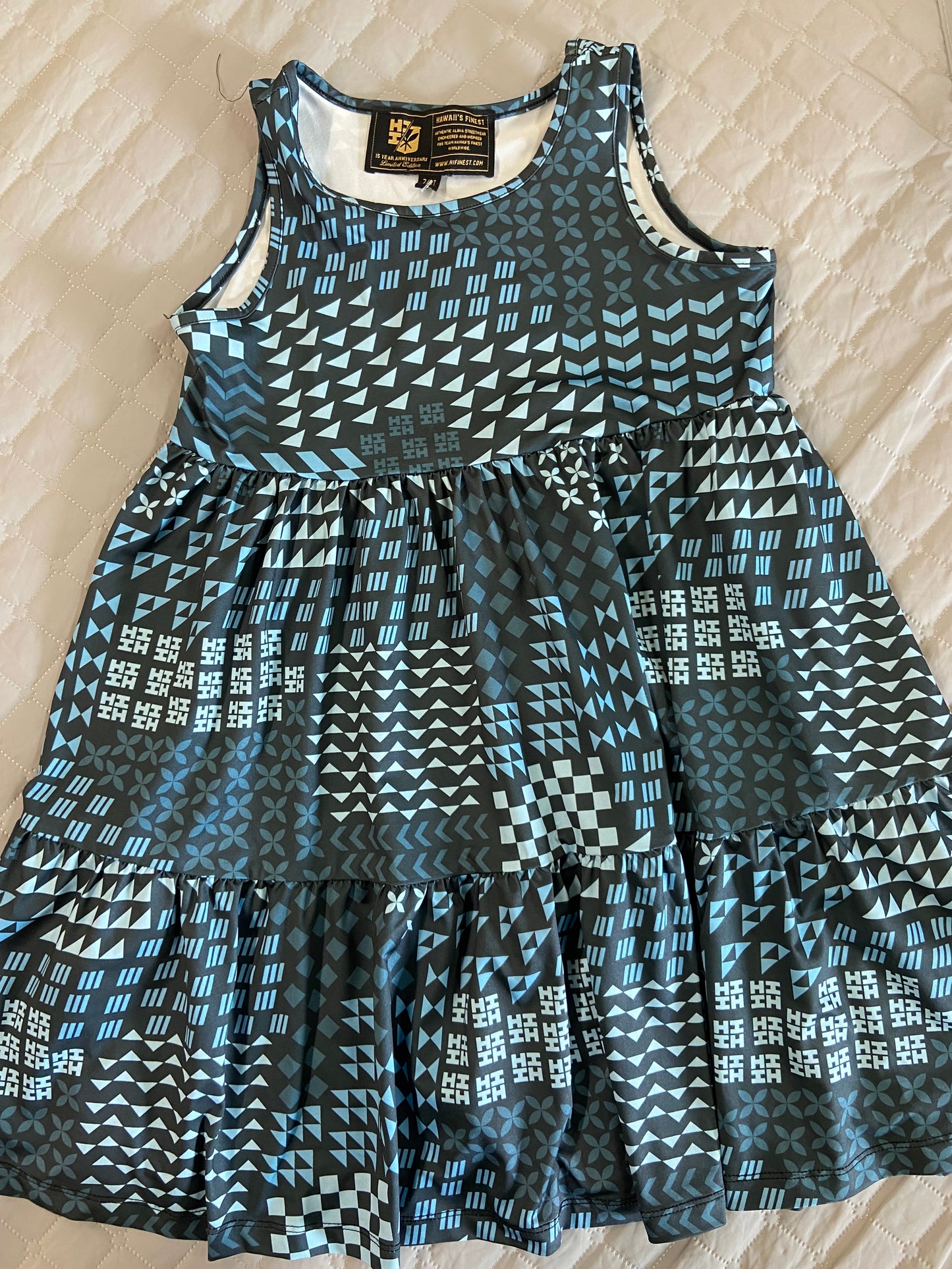 Hawaii’s Finest Blue Dress, 7-8