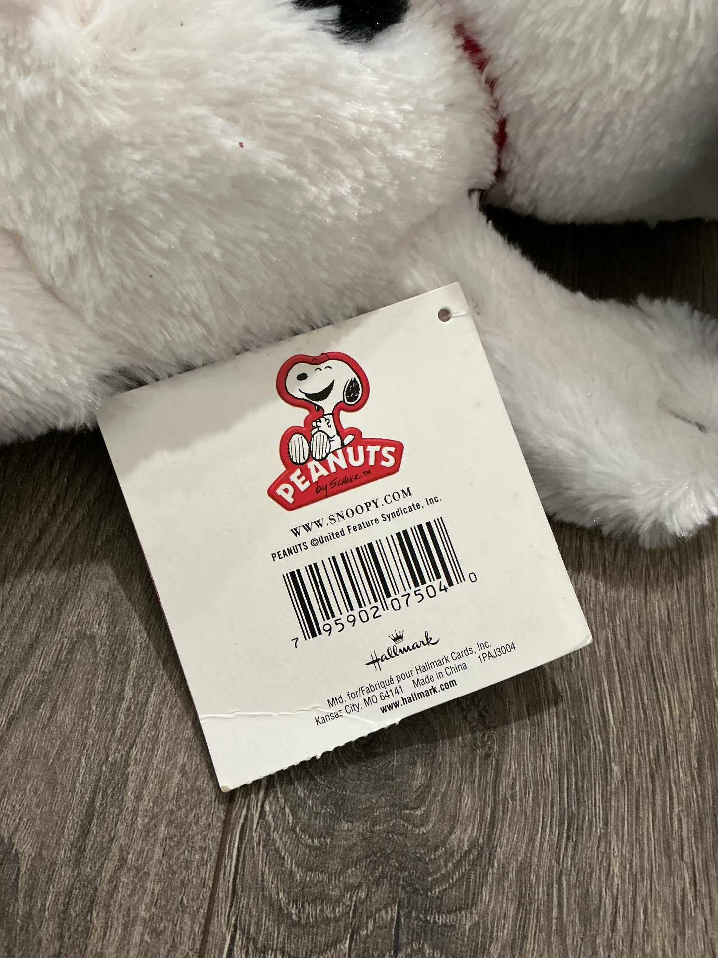 peanuts Snoopy, soft and fluffy Snoopy plush toy - happiness is a warm puppy ￼