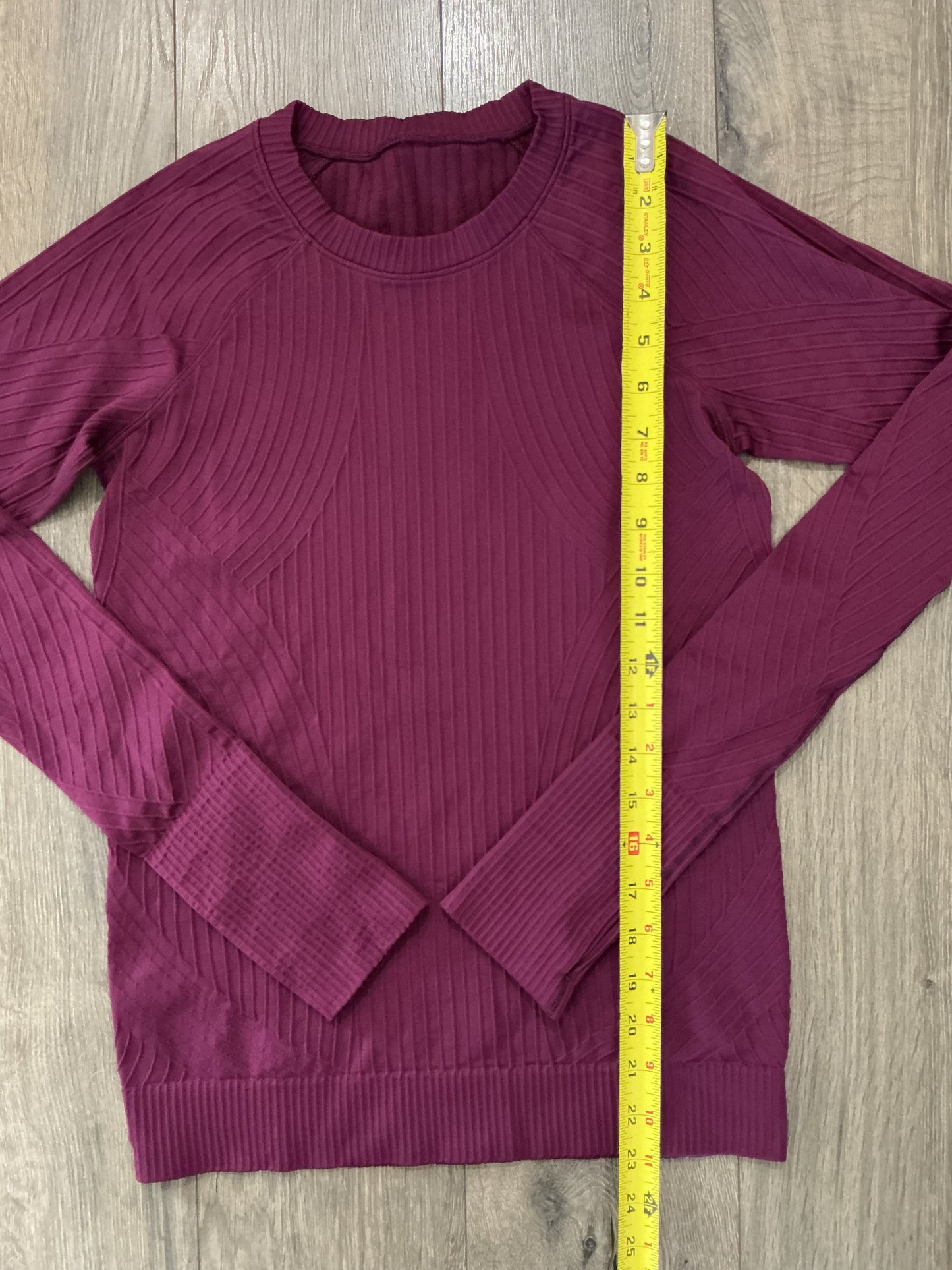 Lululemon Rest Less Shirt Burgundy Ribbed Stretch Raglan Sleeve Women’s small