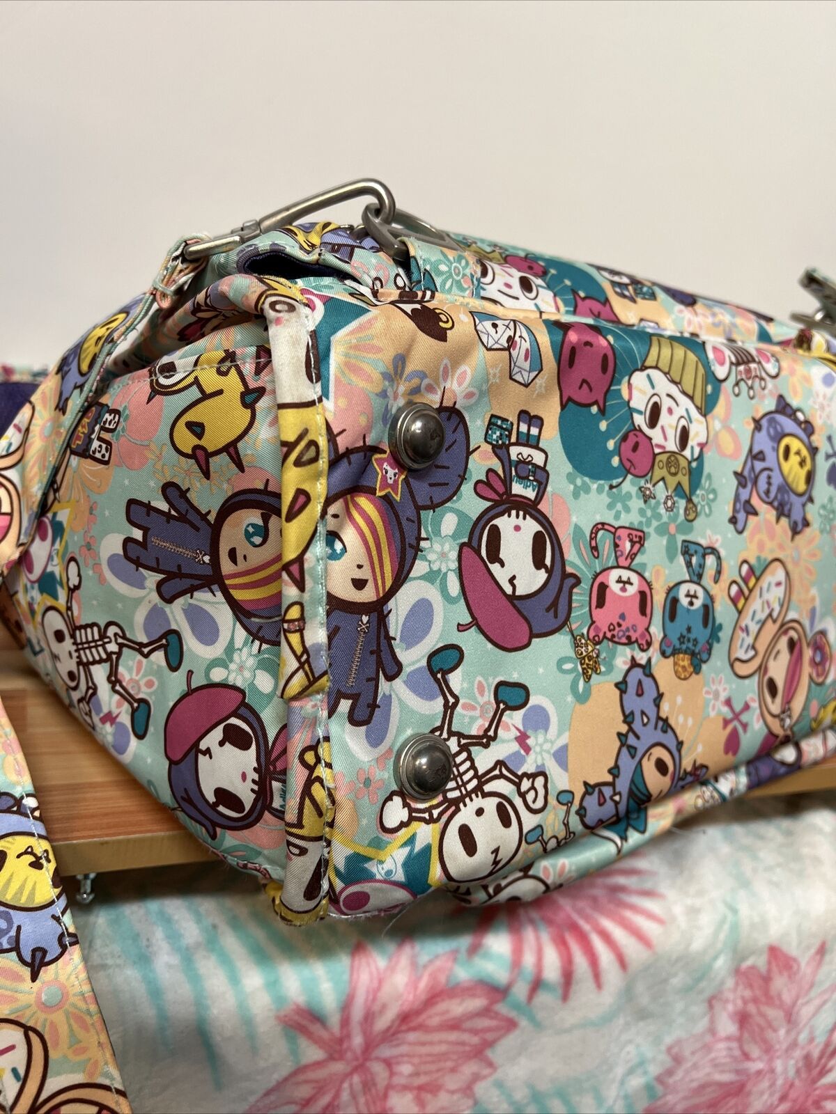 Jujube Tokidoki Perky Toki BFF Diaper Bag Backpack Changing Pad Messenger Strap