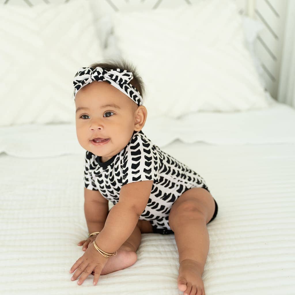 Shell-ish Bamboo Onesie: 0-6M