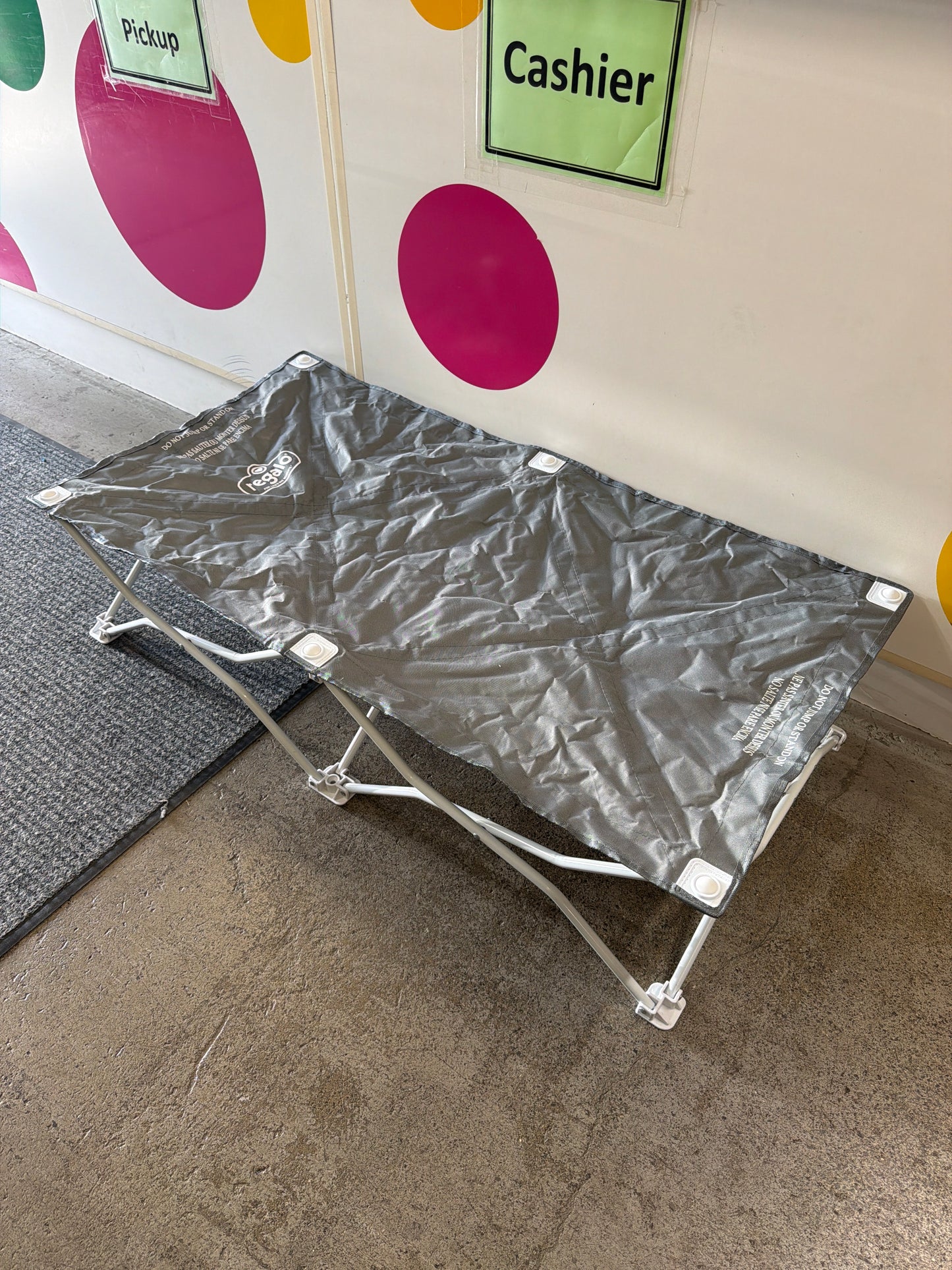 Unused Regalo My Cot, Gray