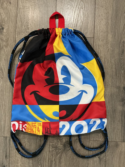 Disneyland Parks Cinch Sack Drawstring Bag Backpack 2021 Mickey Mouse
