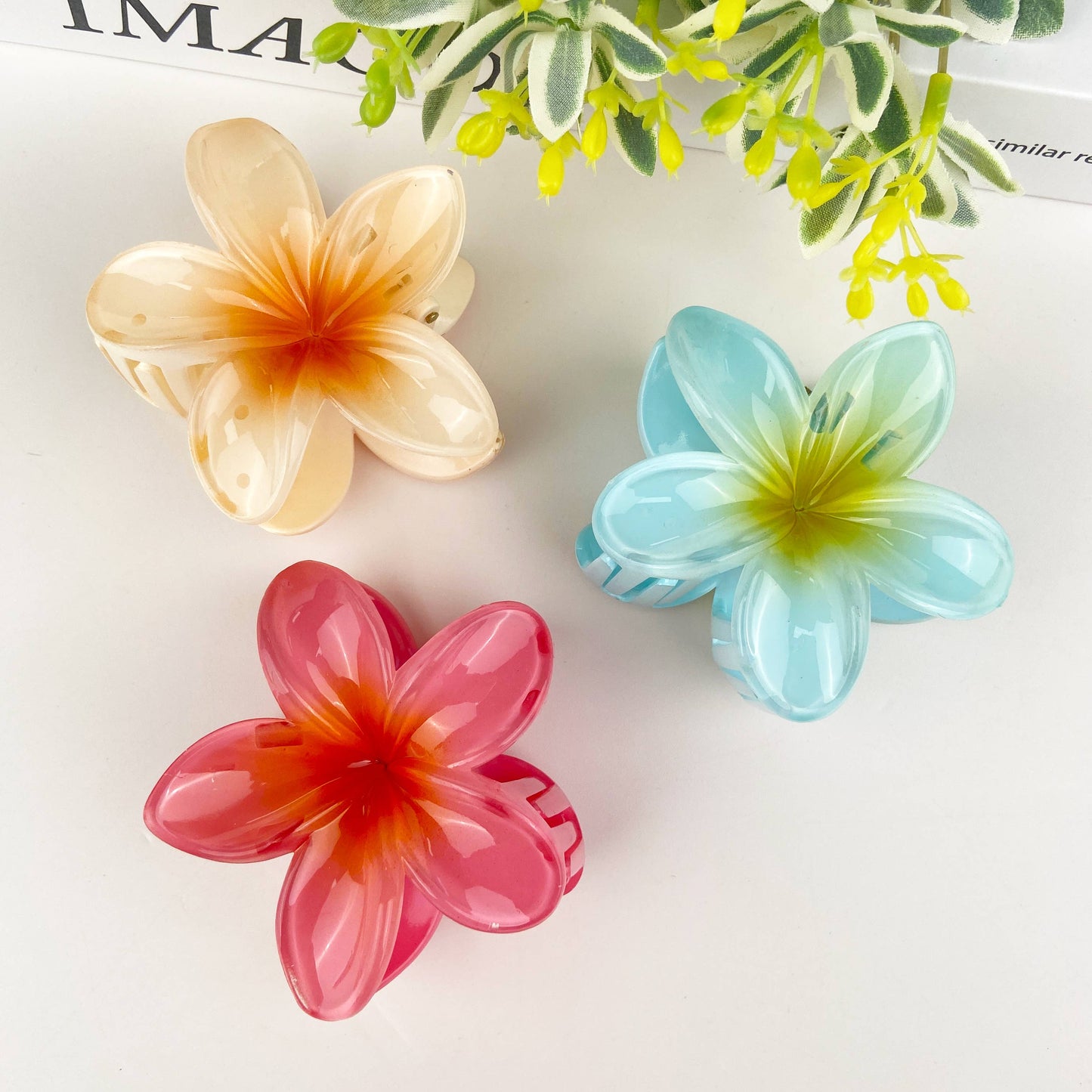 Plumeria Claw Clip, Light Purple
