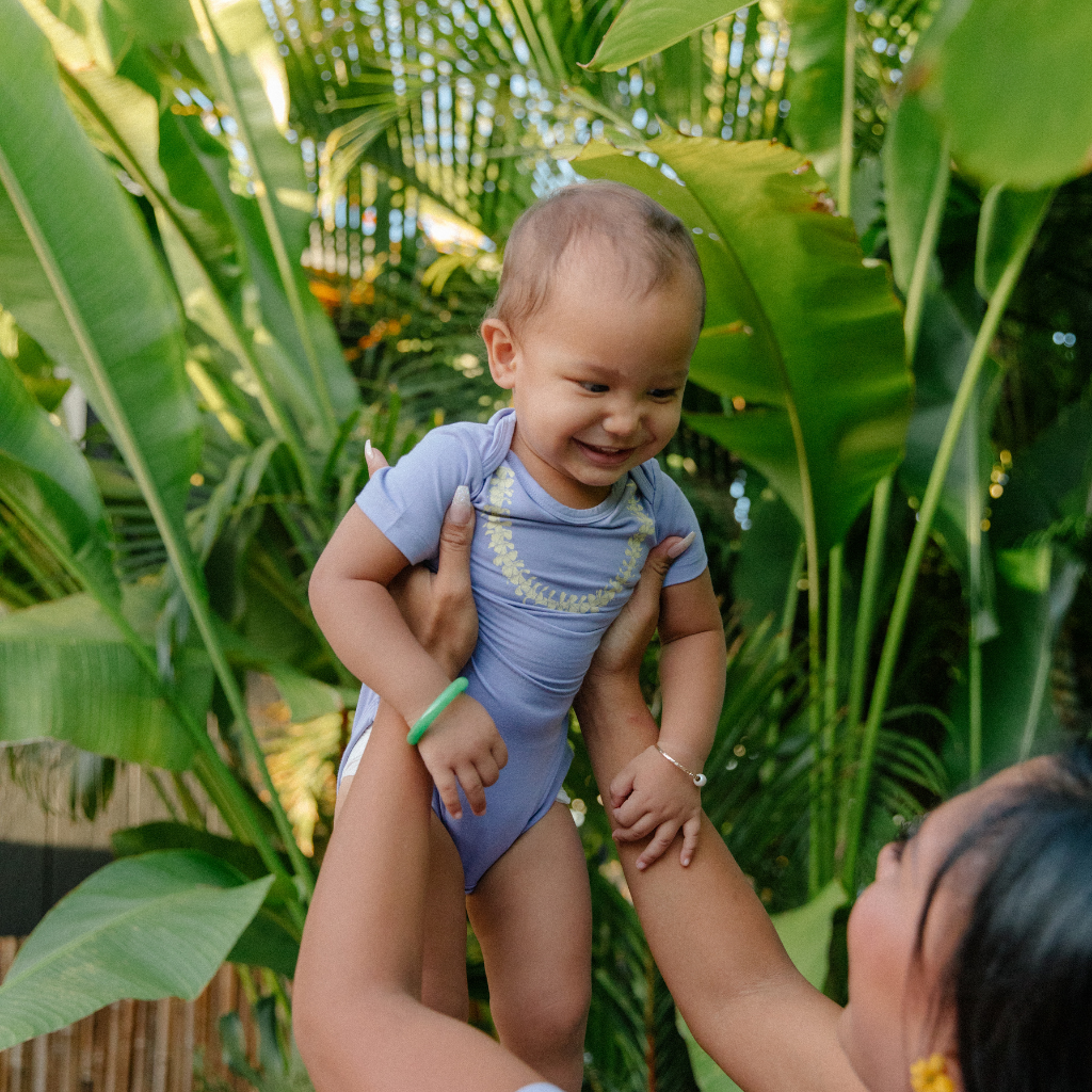 Lei Pua Kenikeni Bamboo Onesie: 6-12M