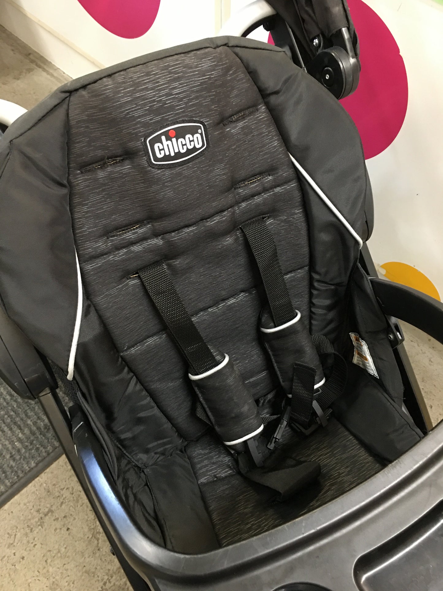 Chicco Bravo For 2 Double Stroller