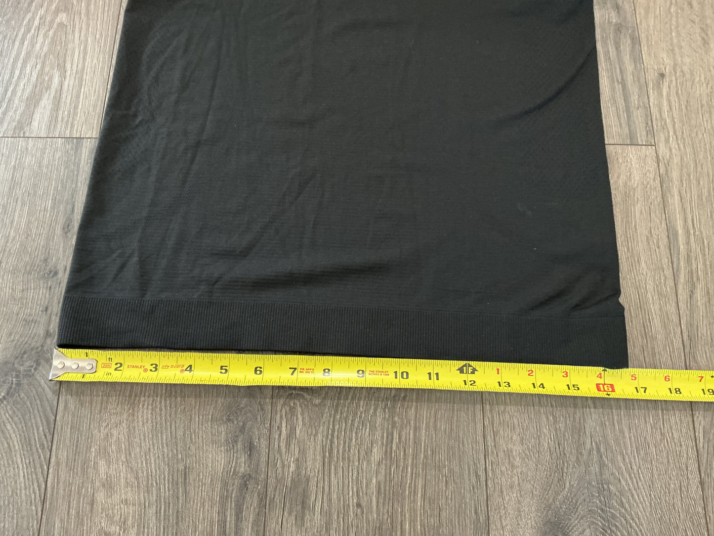 lululemon athletica Swiftly Breathe Relaxed-Fit Muscle Tank size small