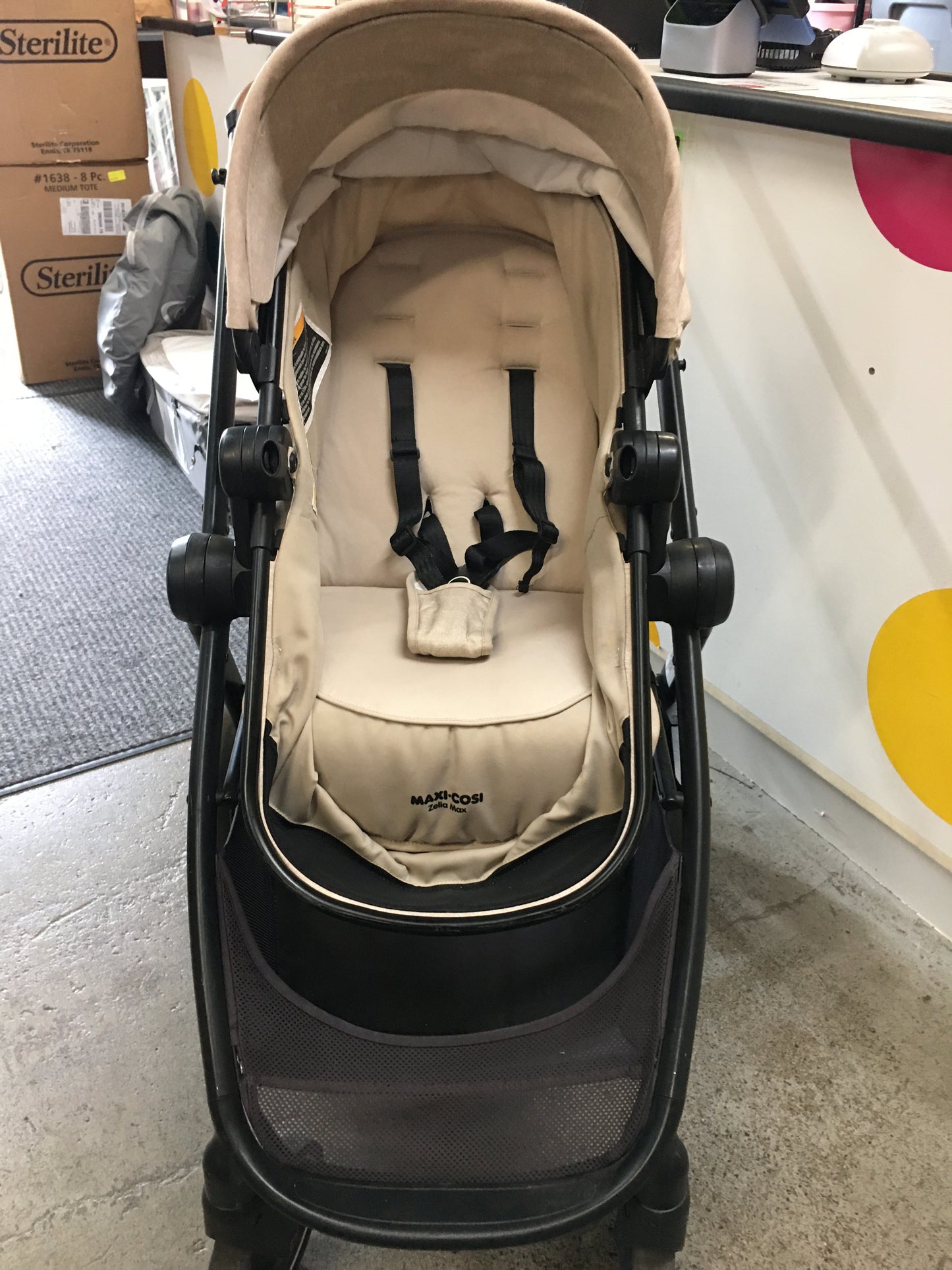 Maxi Cosi Beige Zeila Max Stroller