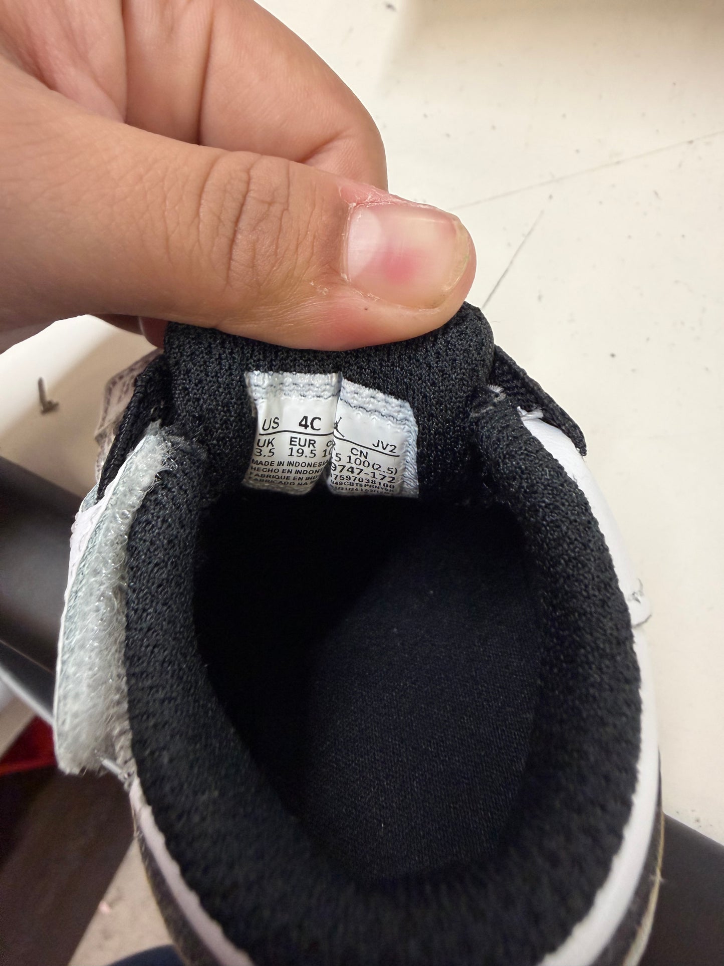 Jordan 1 Low Alt, 4c