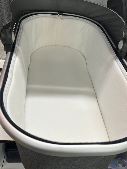 UppaBaby Bassinet, Textured Grey