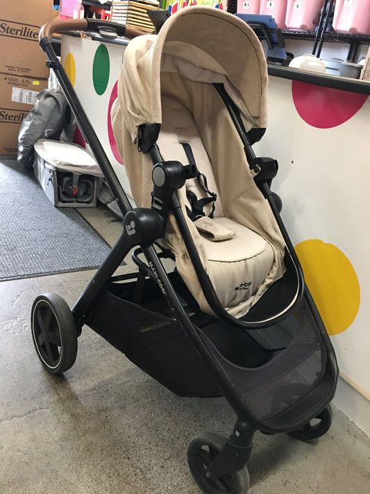 Maxi Cosi Beige Zeila Max Stroller