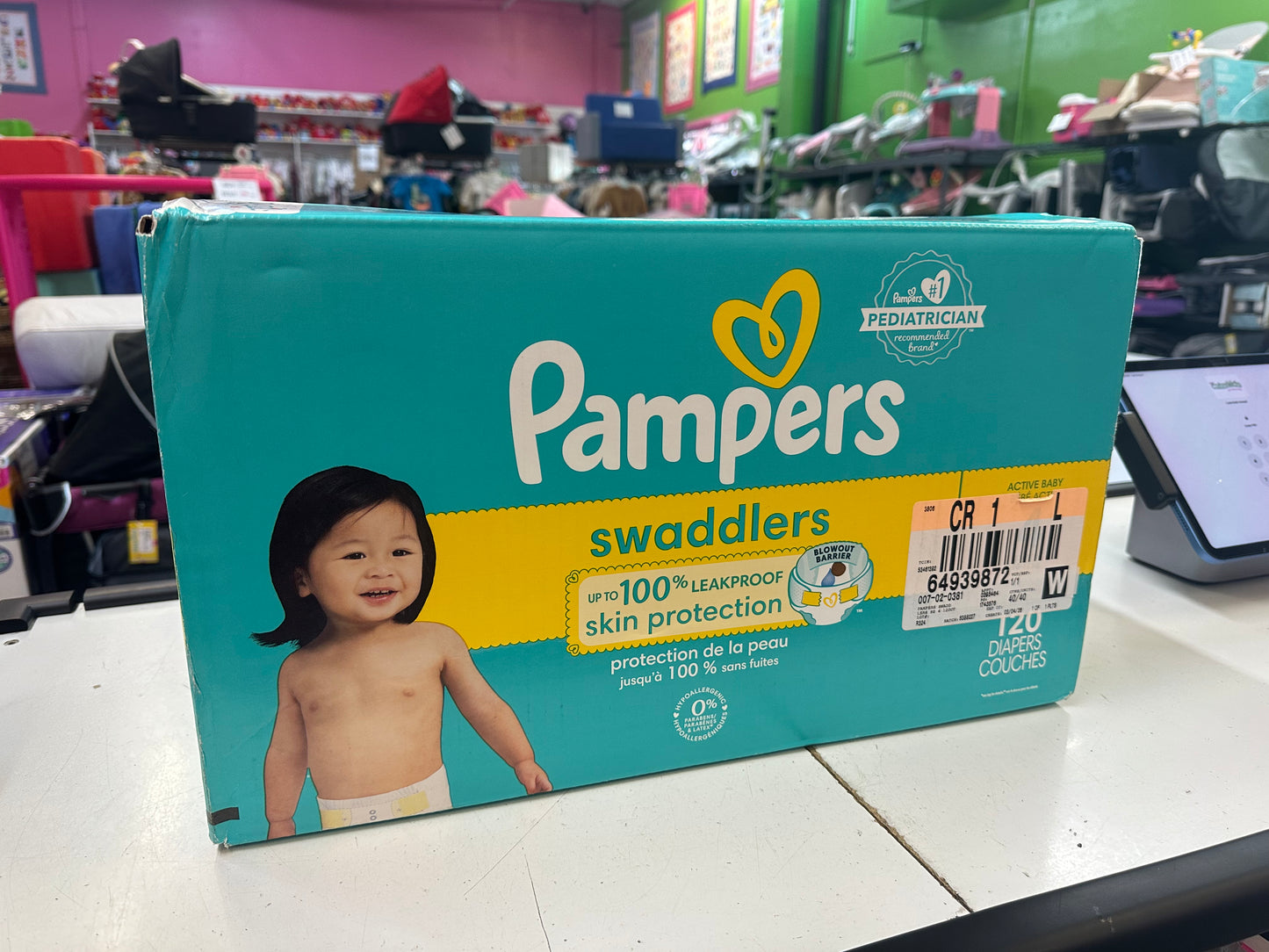 New Pamper Diapers, Size 4