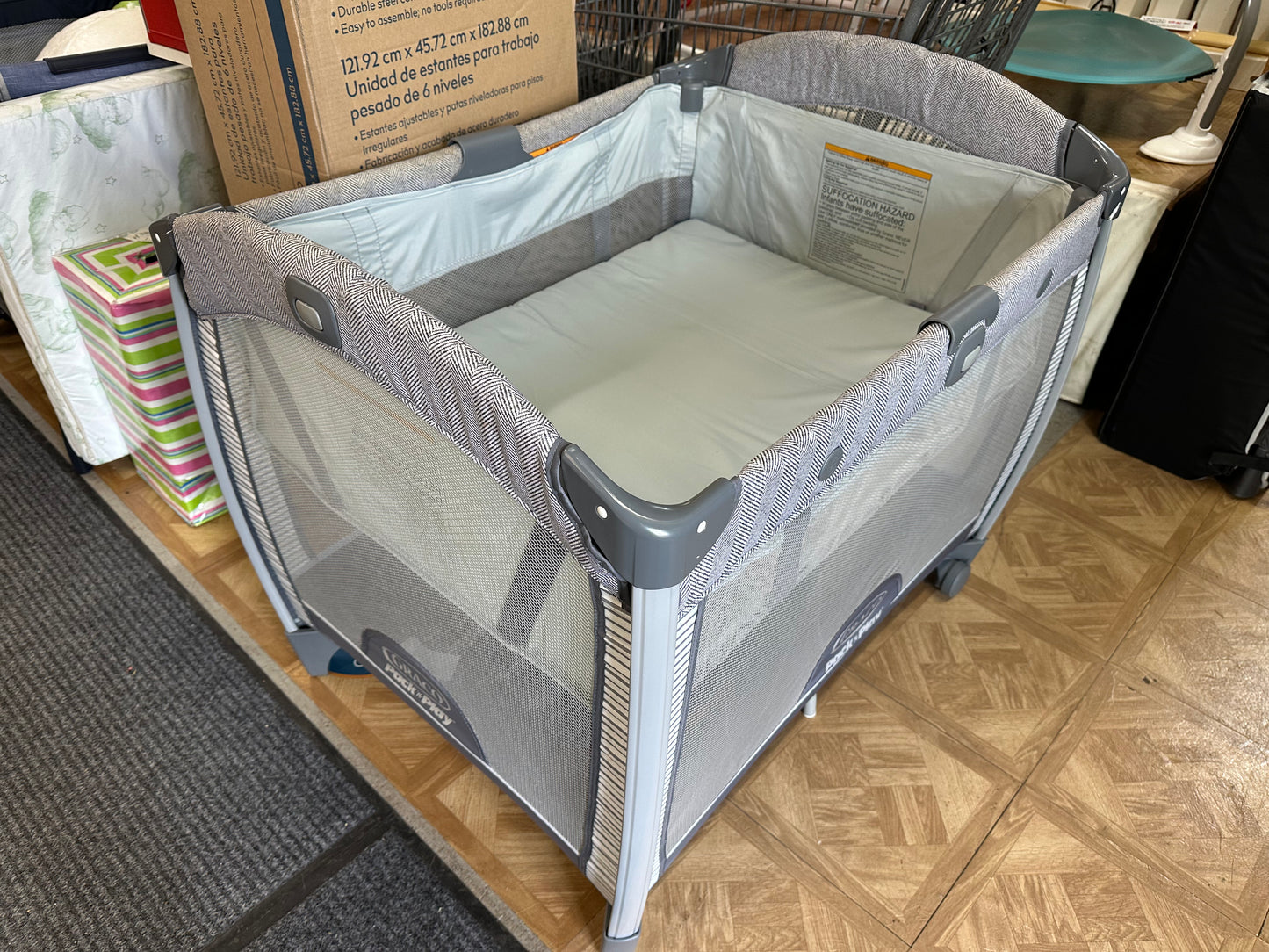Graco Playard, Grey/White