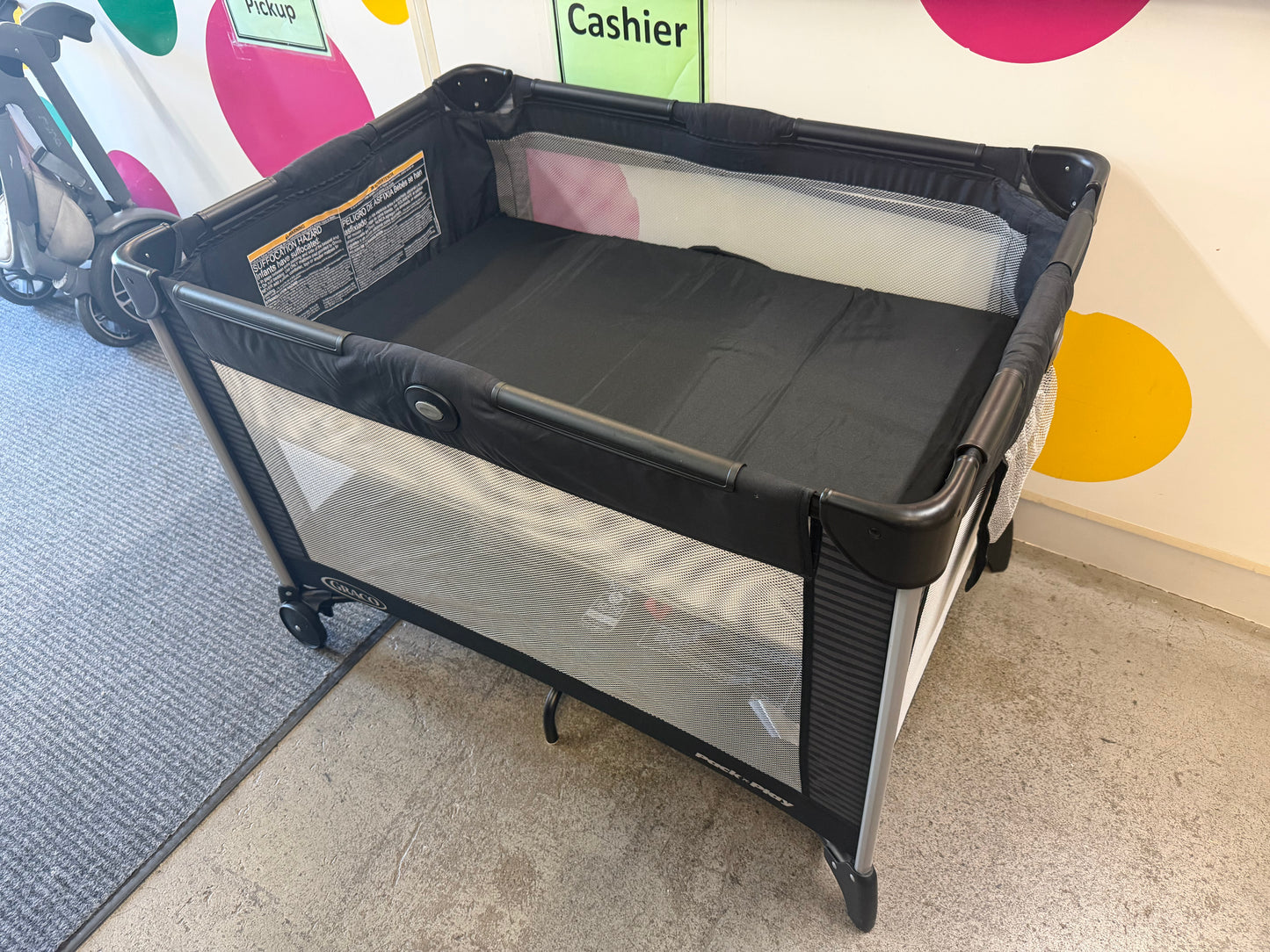 Graco Playard, Blk/Stripes