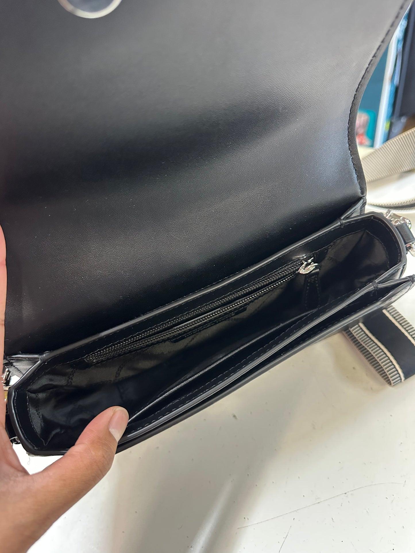 Michael Kors Crossbody Bag