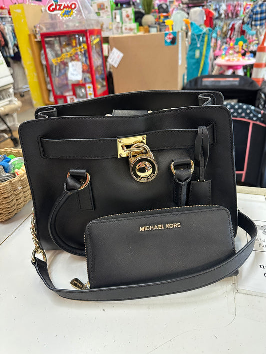 Michael Kors Purse & Wallet