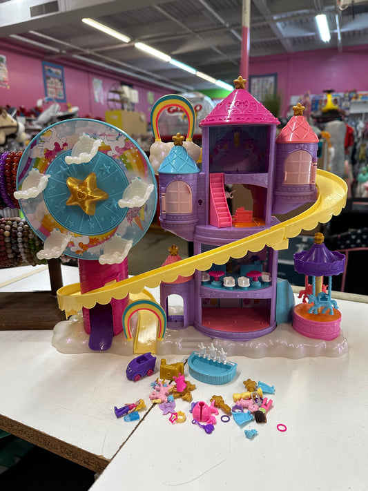 Polly Pocket Theme Park