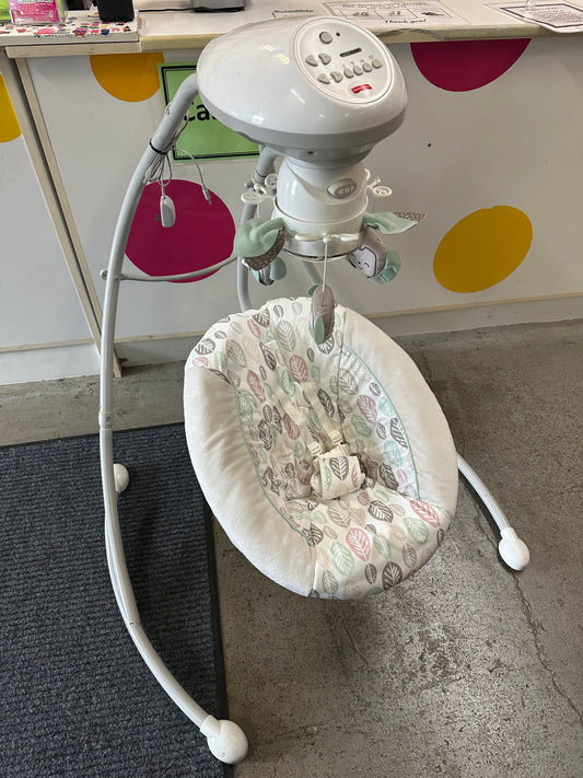 Fisher Price Swing, Leaves