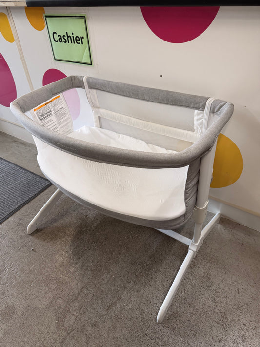 Baby Delight Bassinet