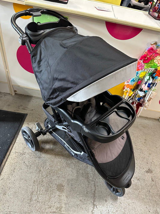 Baby Trend EZ Ride Stroller + Free Matching Car Seat