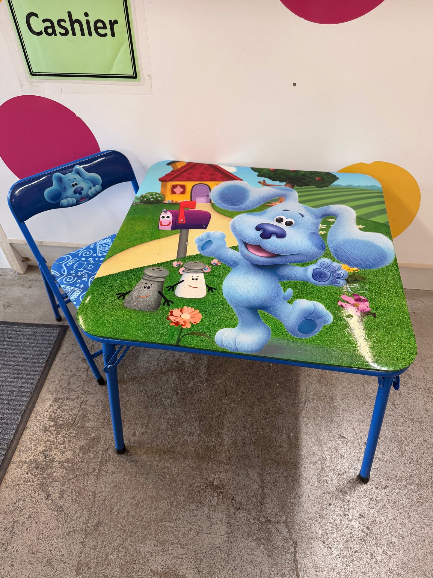 Blue's Clues Table & Chair Set