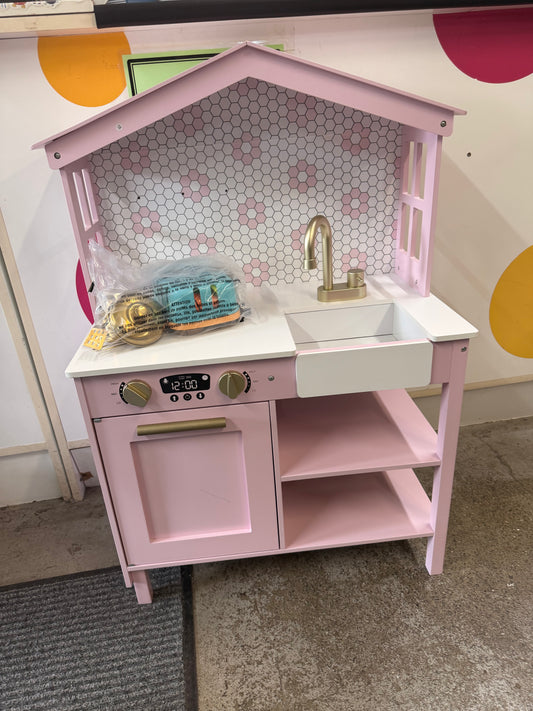 Play Kitchen
