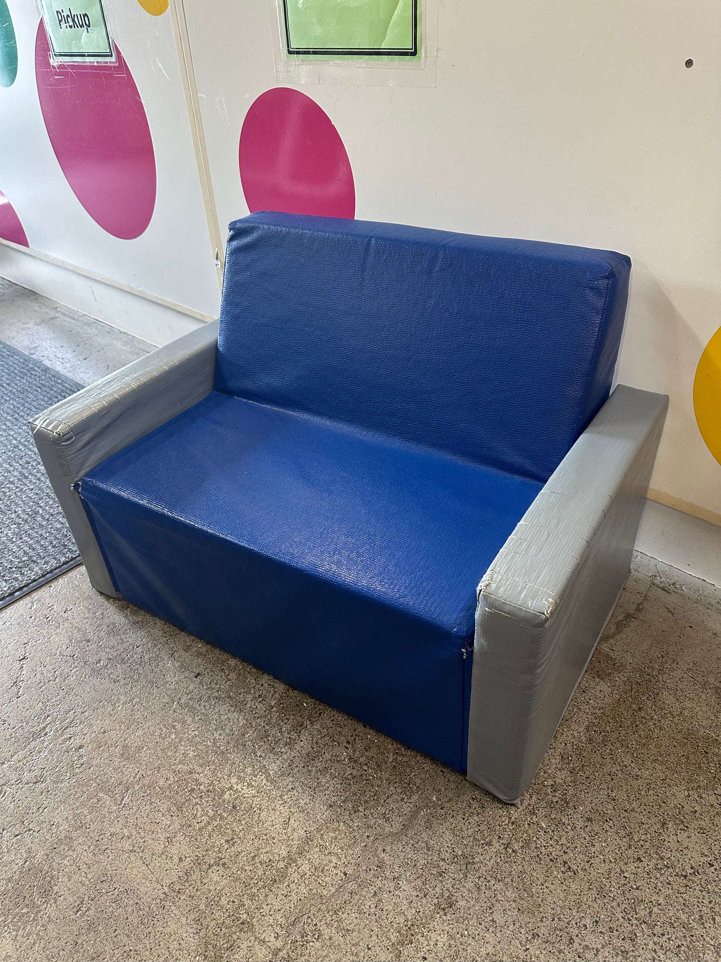 Children's Factory Seat
