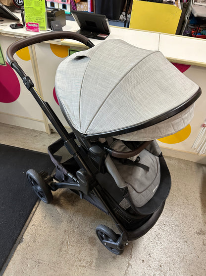 Graco Modes Nest Stroller