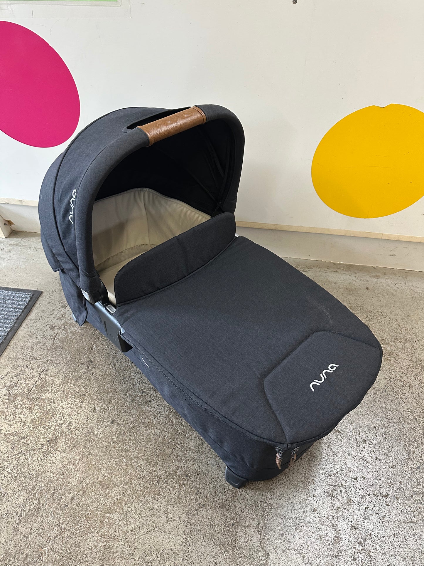 Nuna Triv Bassinet